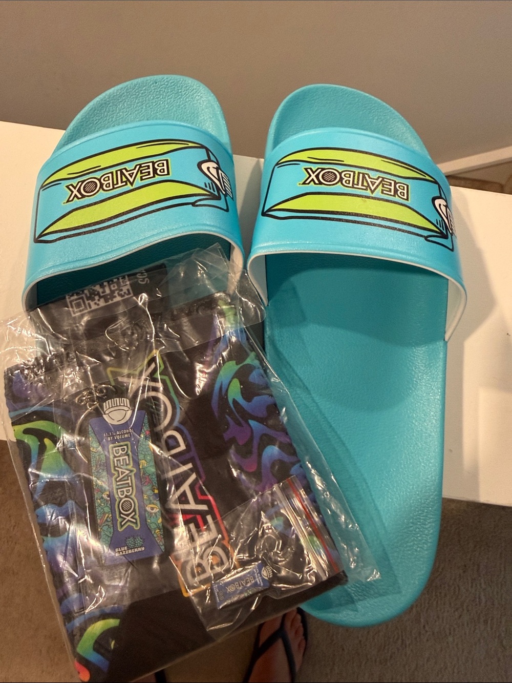 BEATBOX MERCH NEW SLIDES SLIP ON DRINK COOZIE KEYCHAIN PIN AQUA SWAG 42 11 9 UNI